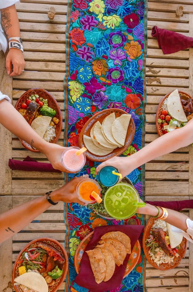 Almuerzo mexicano en la granja