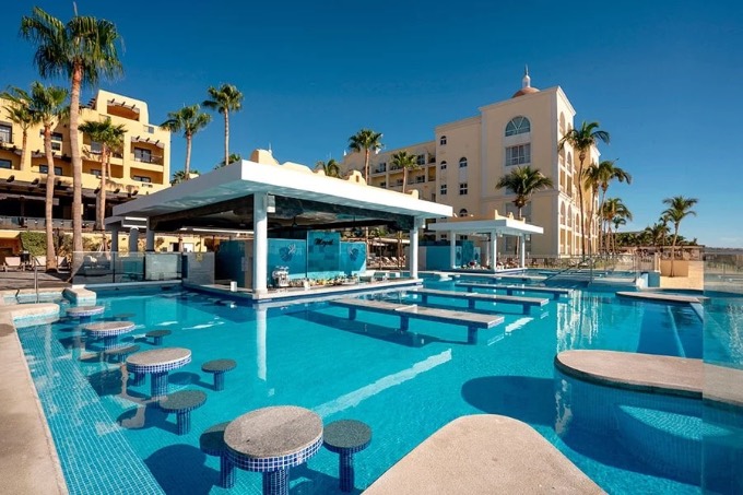 Piscina del hotel